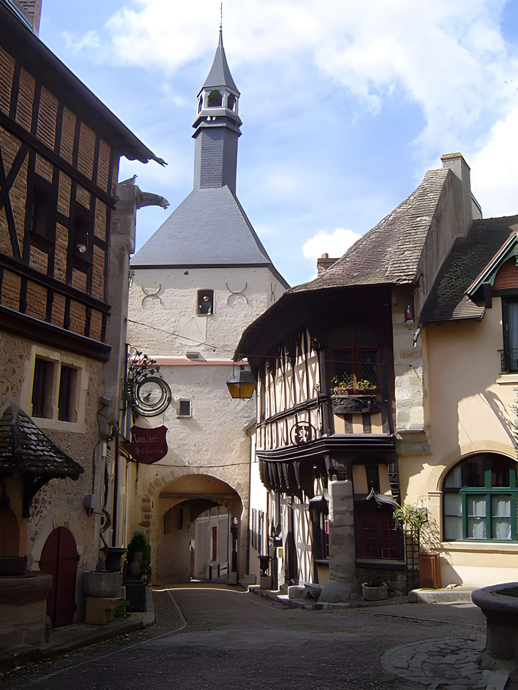 Tour du beffroi de Bourbon-Lancy
