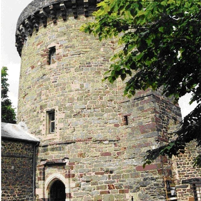 Photo de Tour du château ou ancien donjon ancienne prison