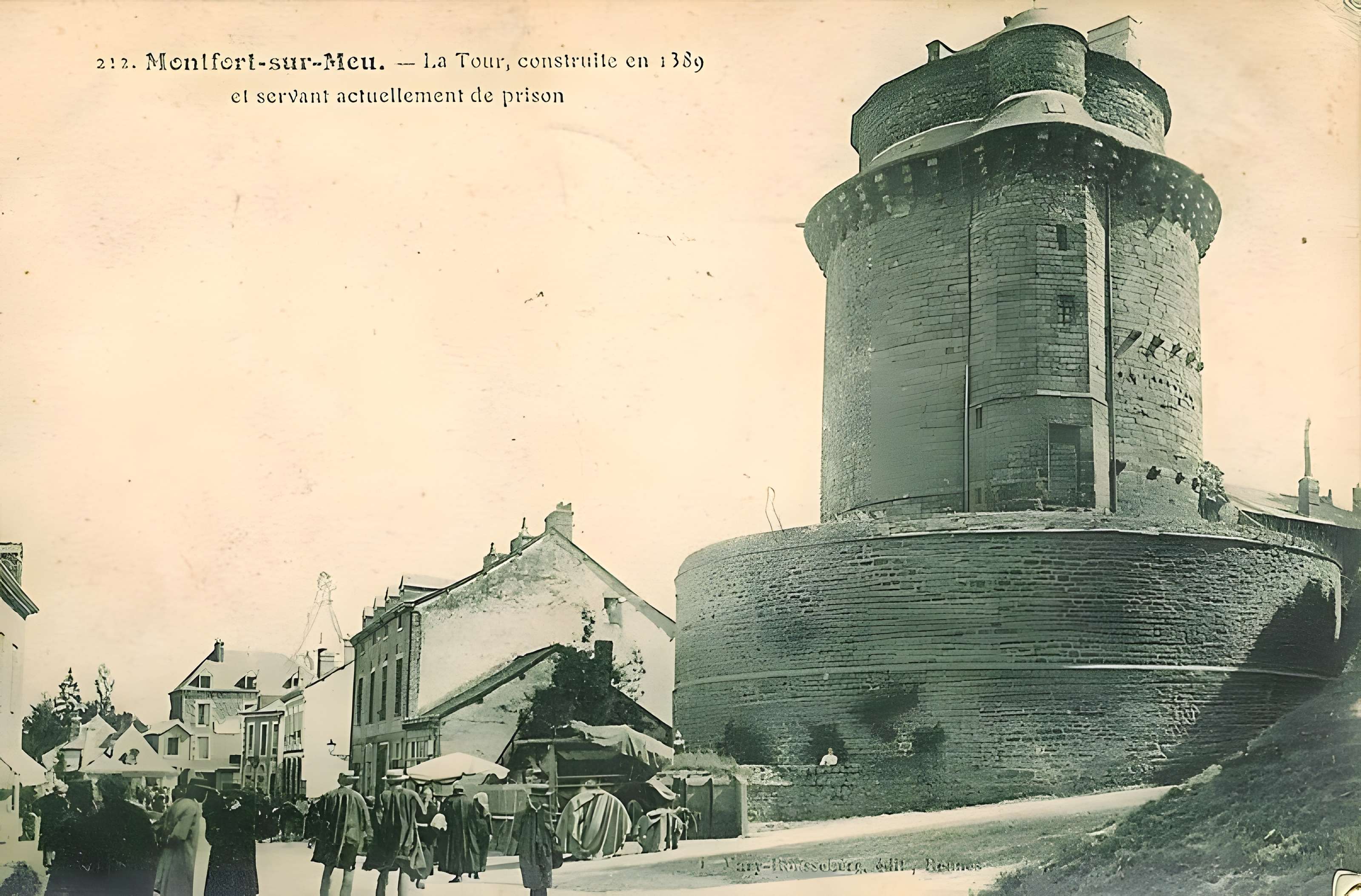 Tour du château ou ancien donjon (ancienne prison)