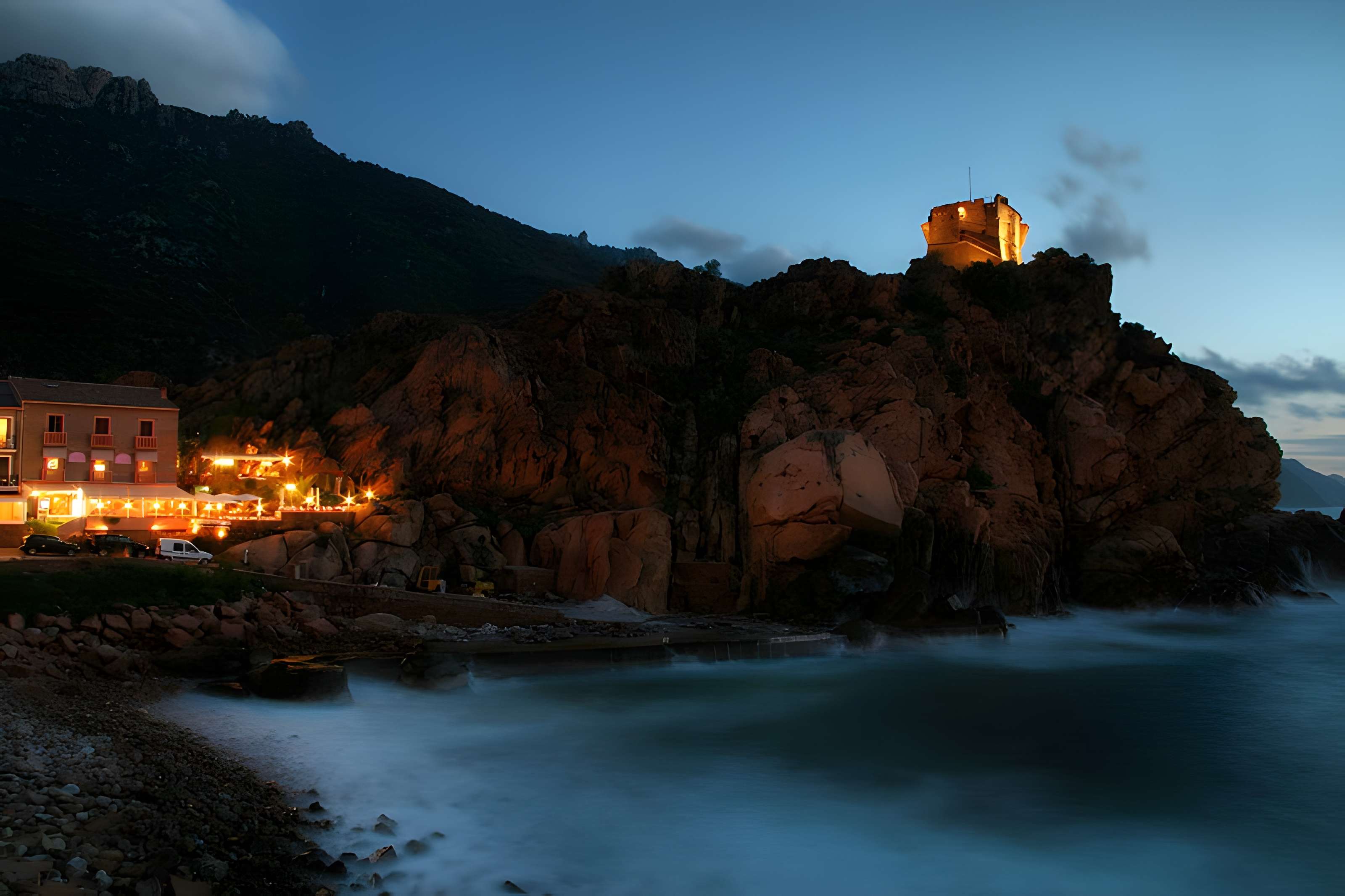 Tour génoise de Porto