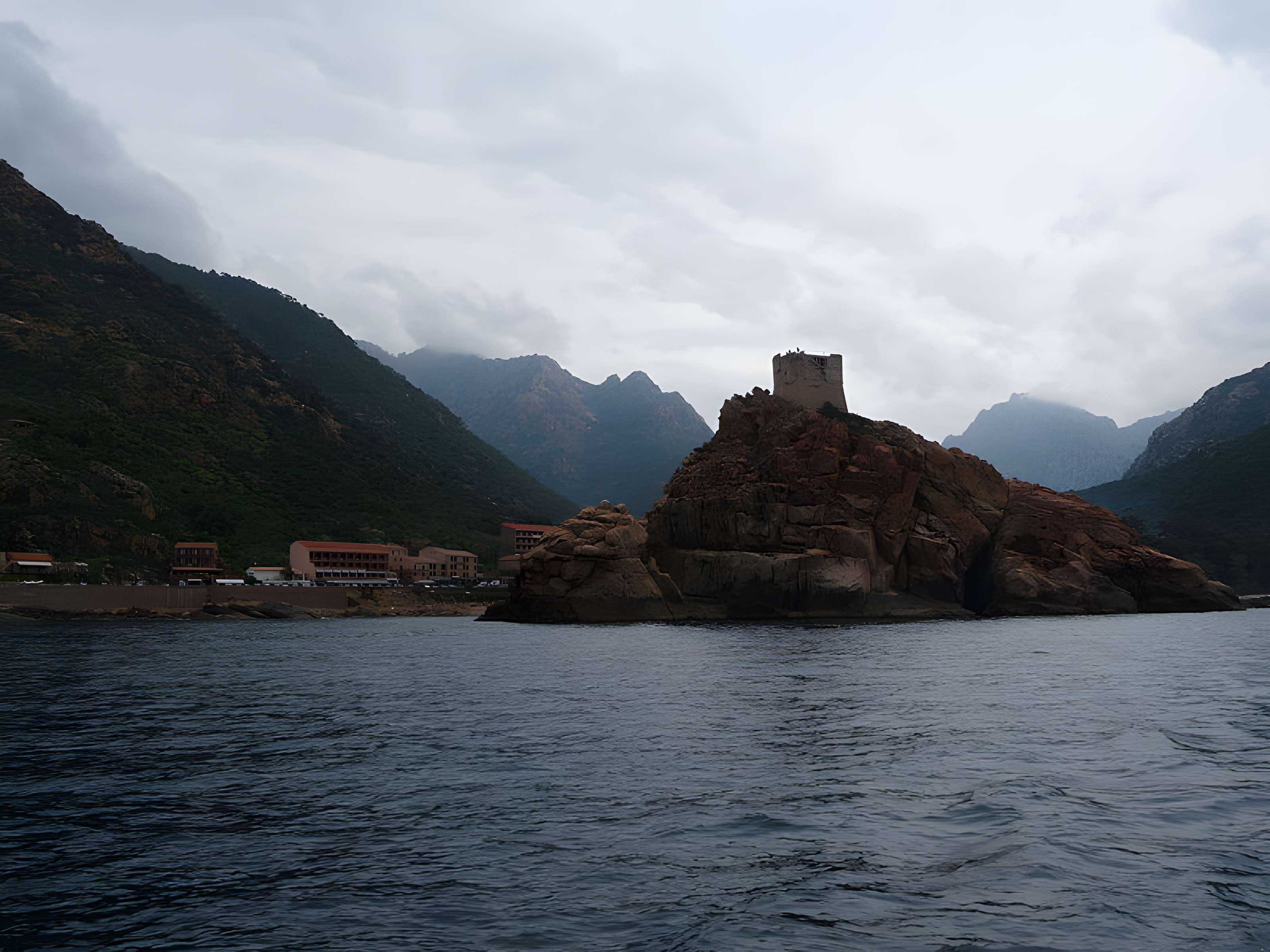 Tour génoise de Porto