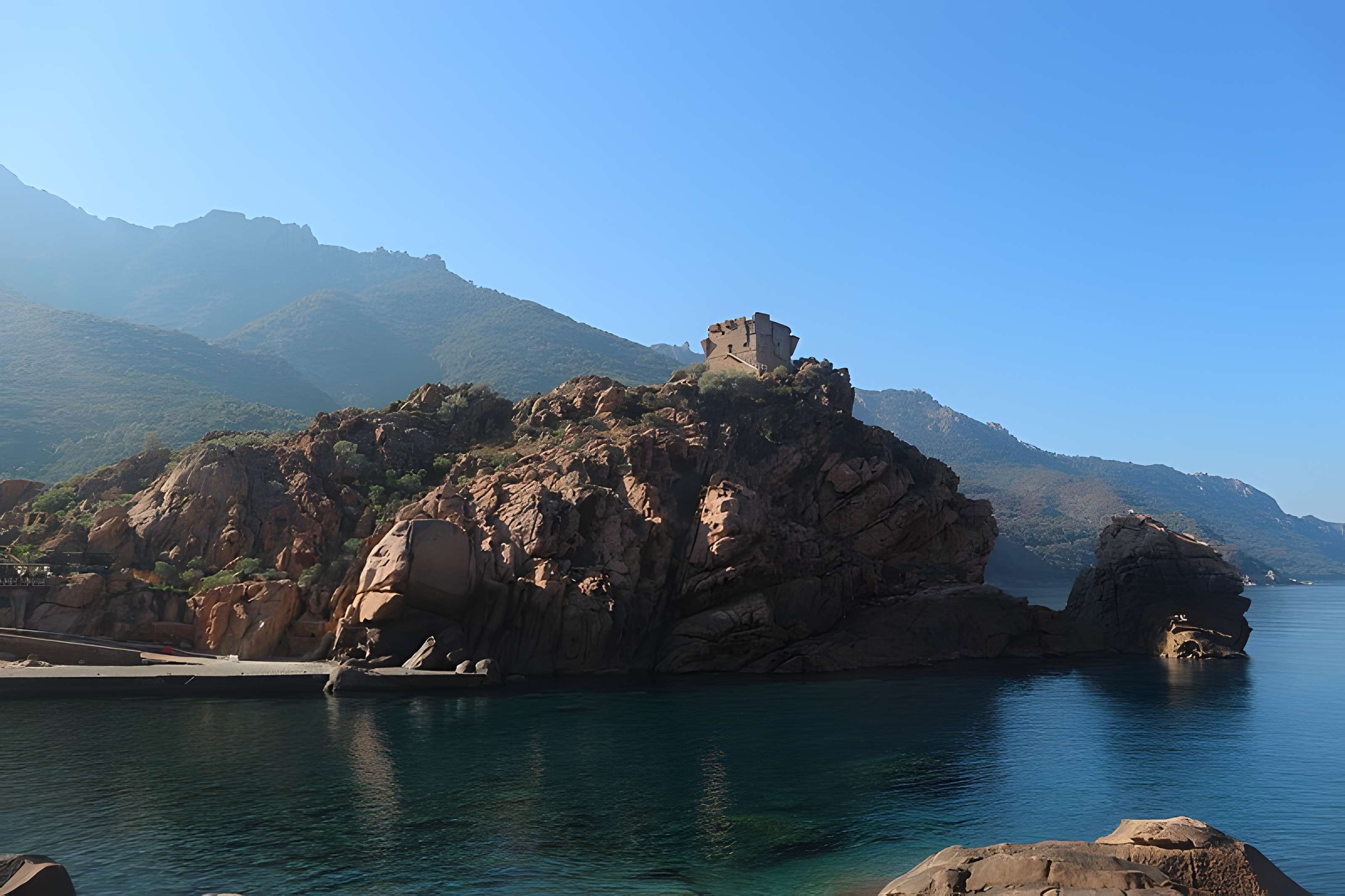 Tour génoise de Porto