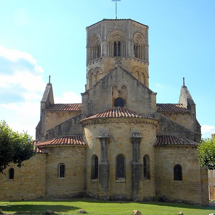 Photo de Collégiale Saint-Hilaire de Semur-en-Brionnais