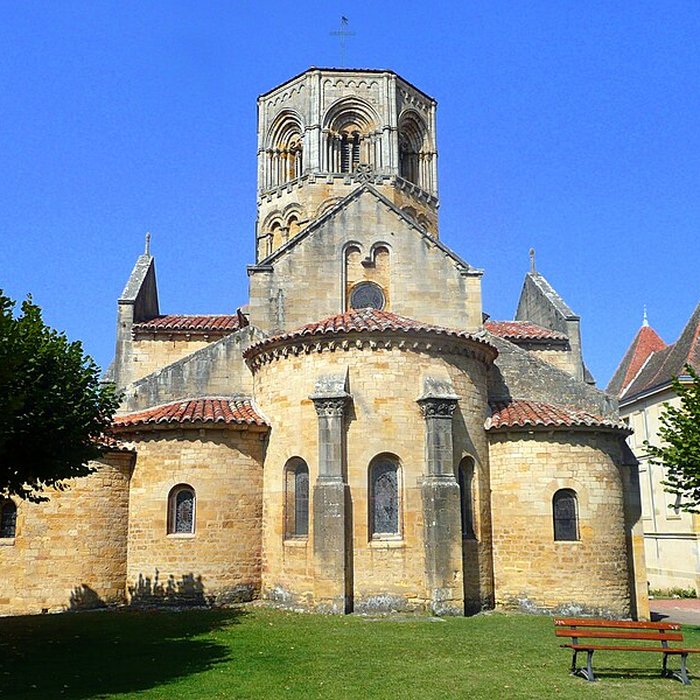 Photo de Collégiale Saint-Hilaire de Semur-en-Brionnais