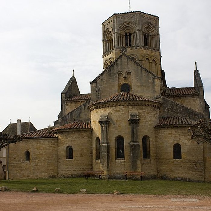 Photo de Collégiale Saint-Hilaire de Semur-en-Brionnais