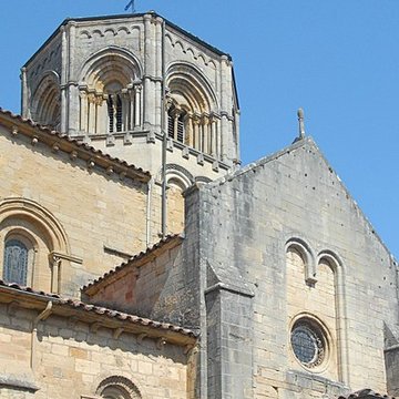 Collégiale Saint-Hilaire de Semur-en-Brionnais