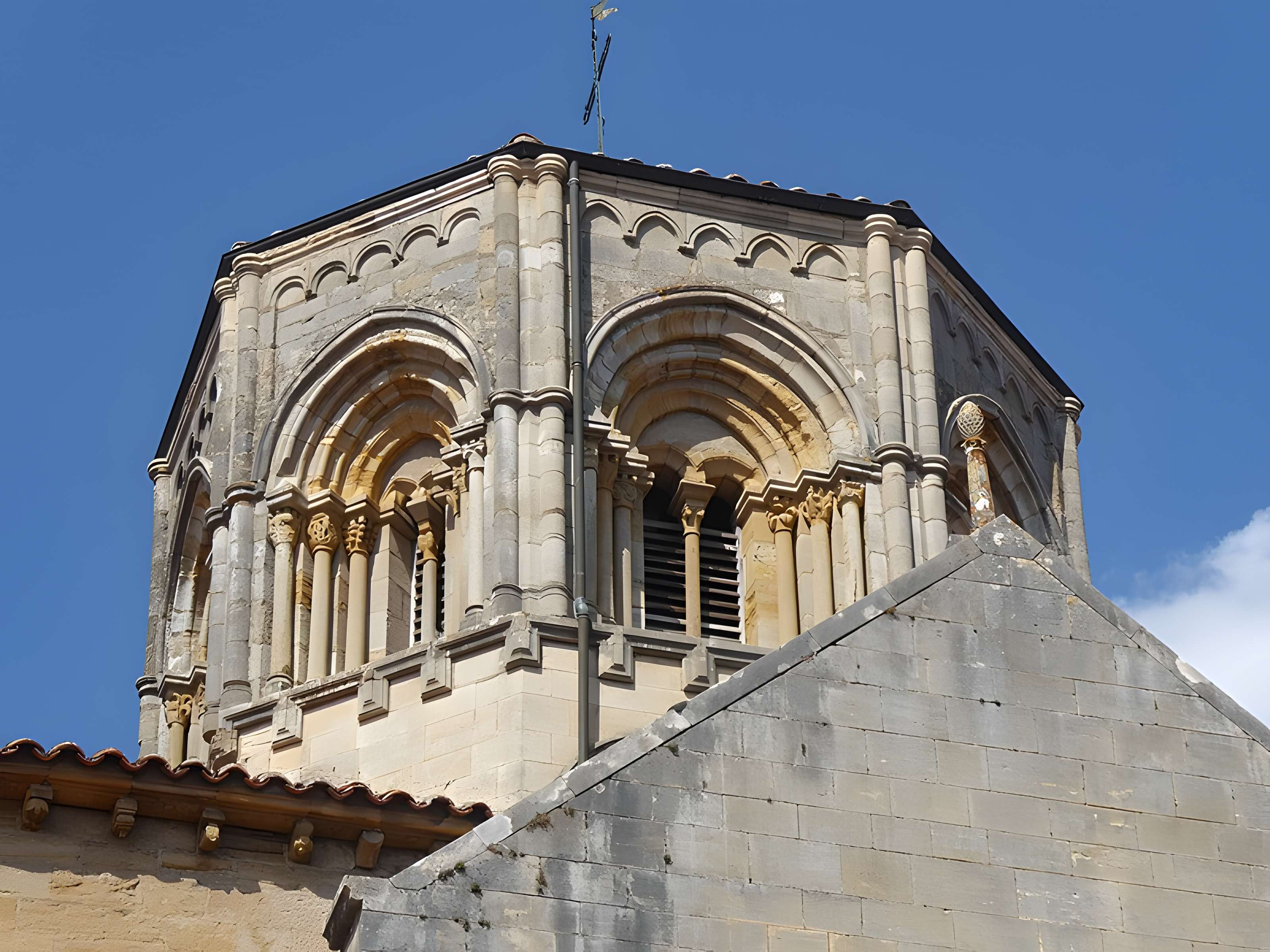 Collégiale Saint-Hilaire de Semur-en-Brionnais