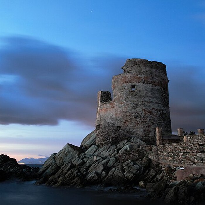 Photo de Tour génoise dErbalunga