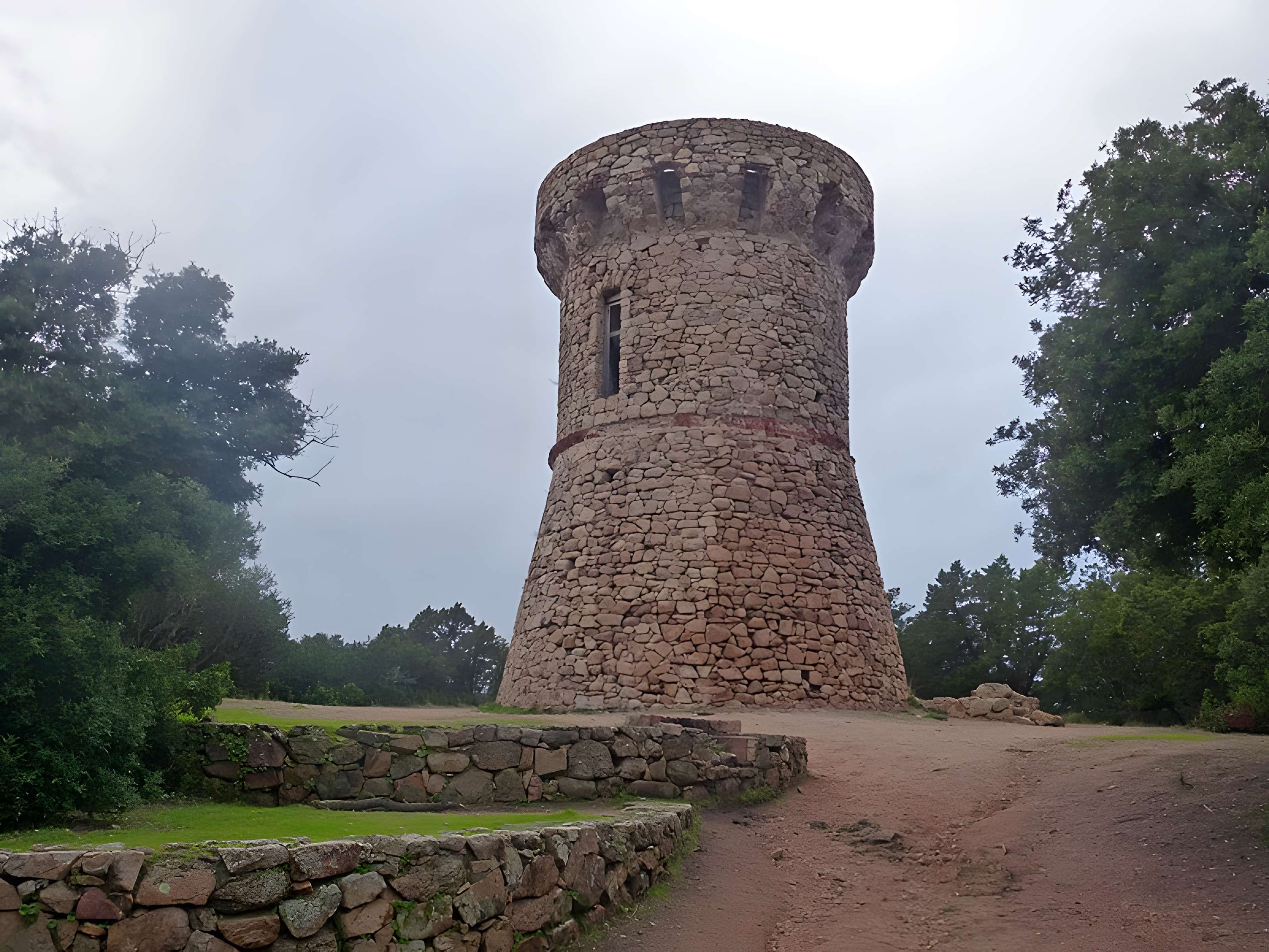Tour génoise d'Isolella