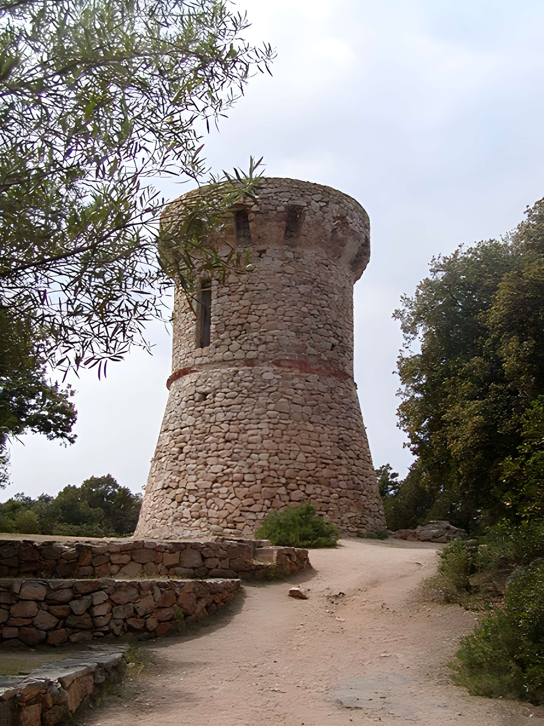 Tour génoise d'Isolella