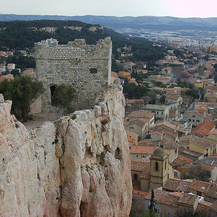 Photo de Tour sarrasine de Vitrolles