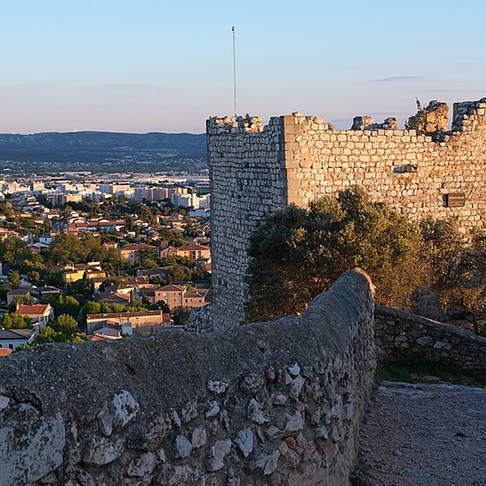 Photo de Tour sarrasine de Vitrolles