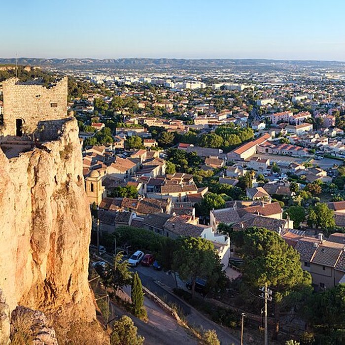 Photo de Tour sarrasine de Vitrolles