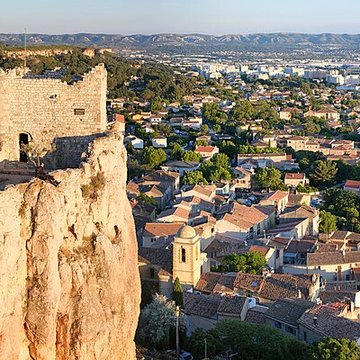Tour sarrasine de Vitrolles