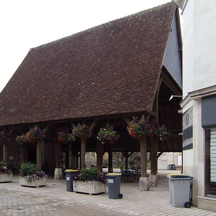 Photo de Vieille halle de Luynes