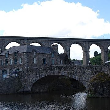 Vieux pont de Dinan
