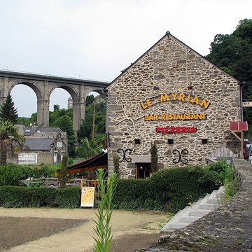 Vieux pont de Dinan