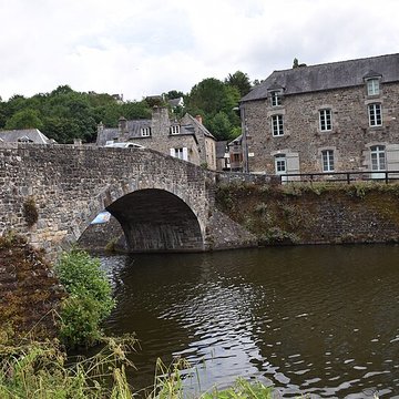 Vieux pont de Dinan