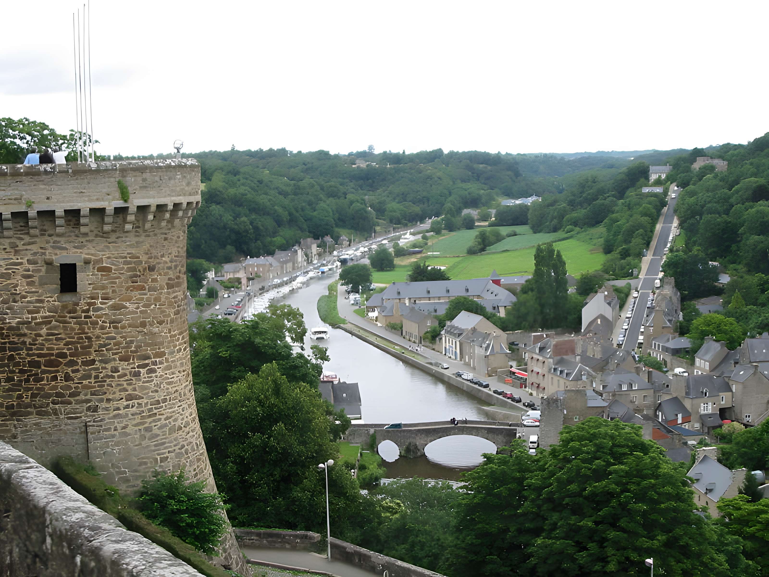 Vieux pont de Dinan