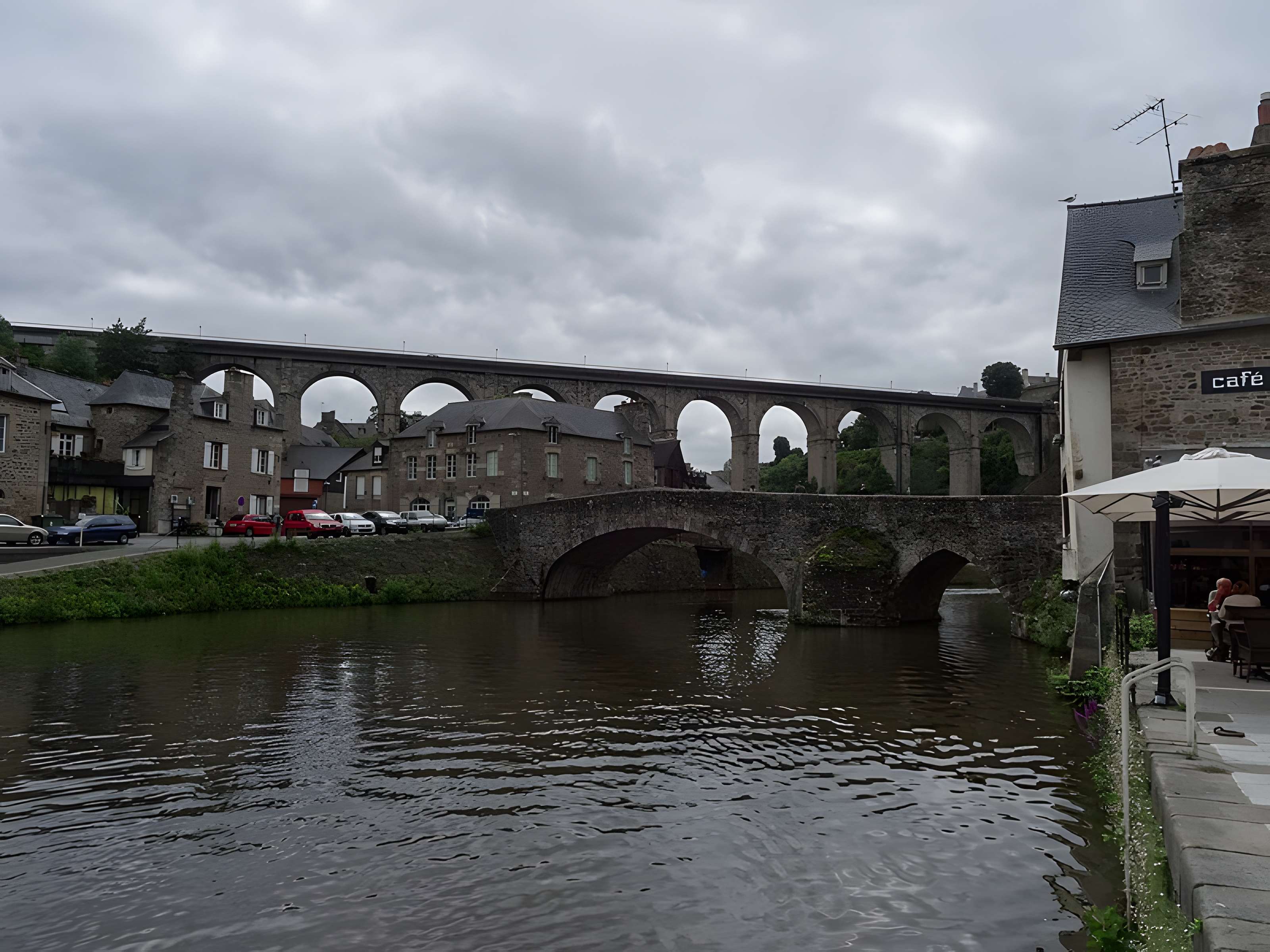 Vieux pont de Dinan