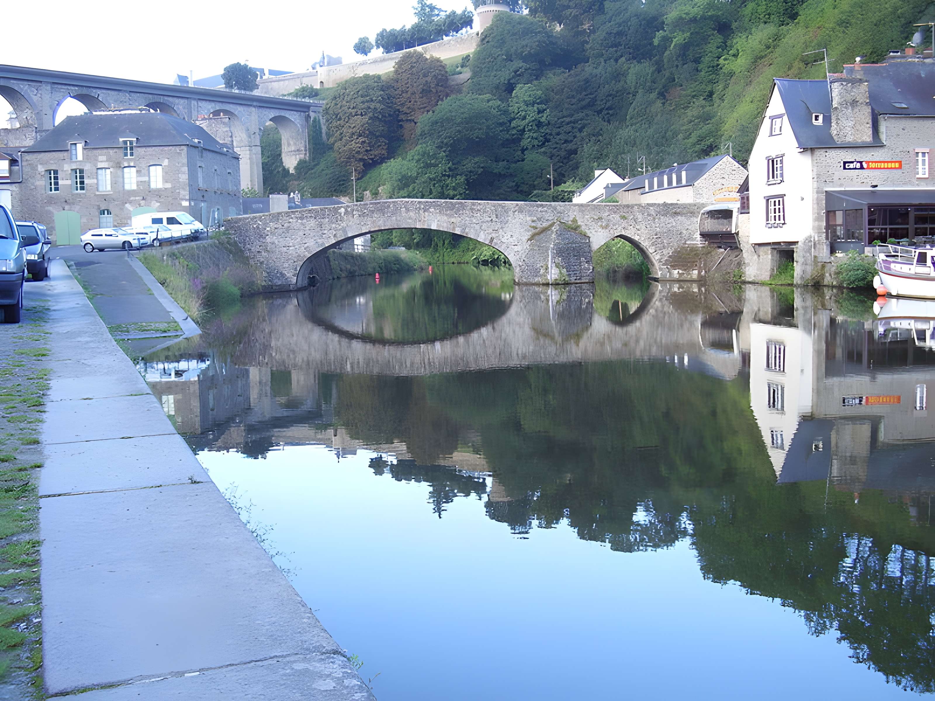 Vieux pont de Dinan