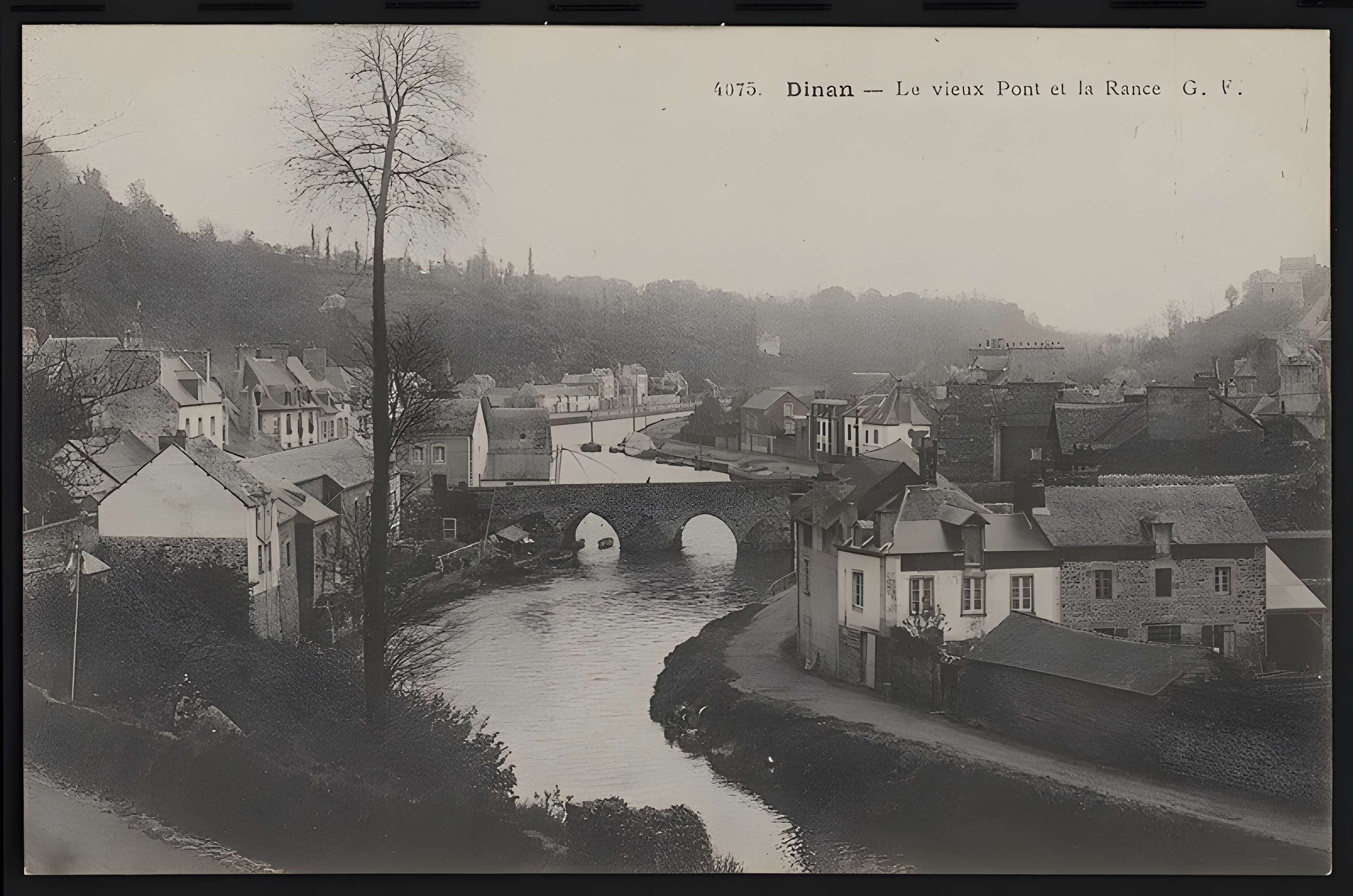 Vieux pont de Dinan