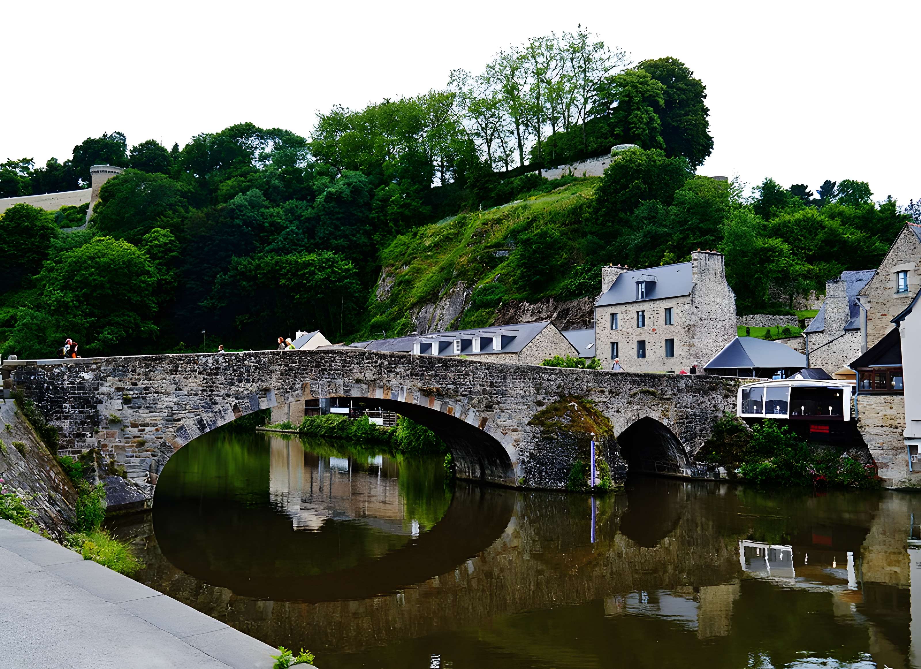 Vieux pont de Dinan