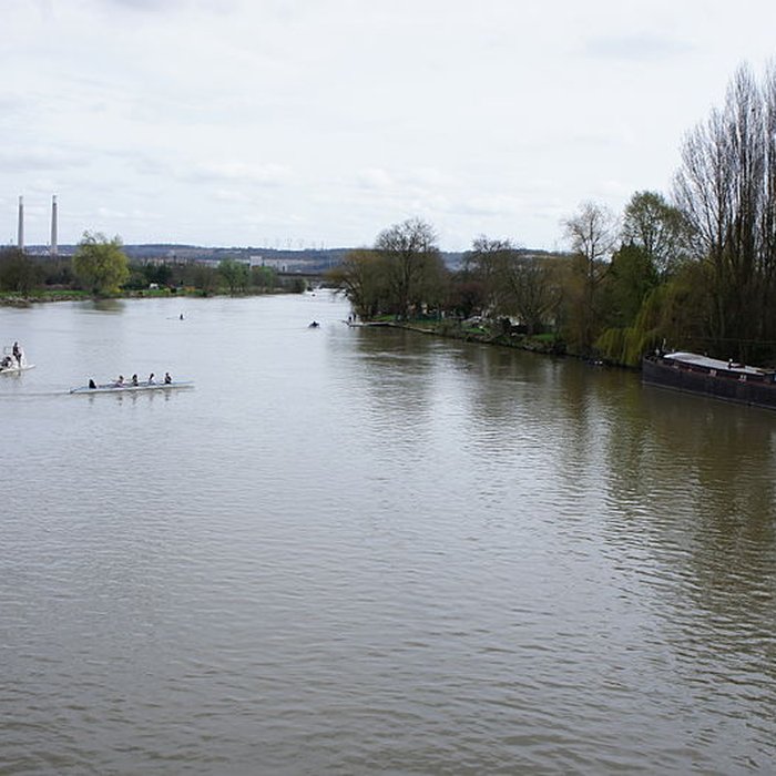 Photo de Vieux pont de Limay également sur commune de Mantes-la-Jolie