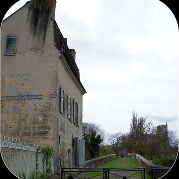 Vieux pont de Limay également sur commune de Mantes-la-Jolie