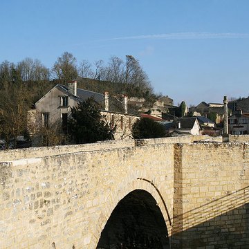 Vieux pont de Saint-Généroux