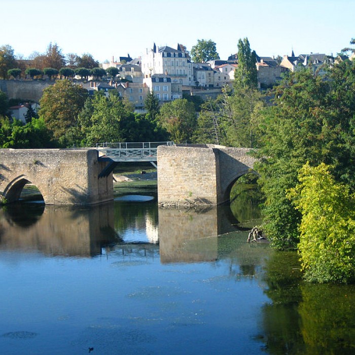 Photo de Vieux Pont et poterne de Thouars