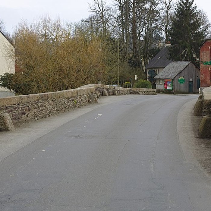 Photo de Vieux pont sur la Flume de Pacé
