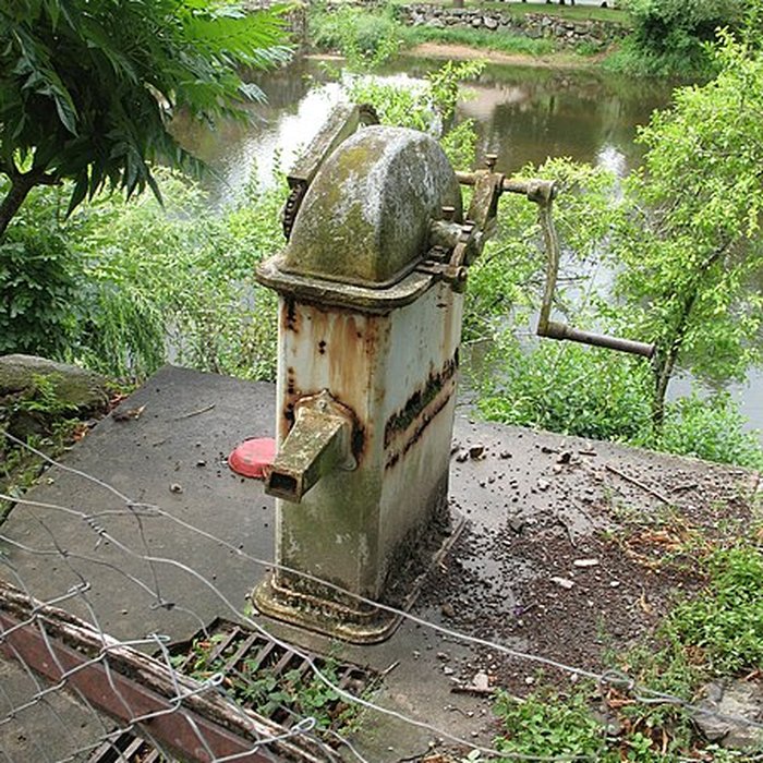 Photo de Vieux pont sur la Sioule à Menat