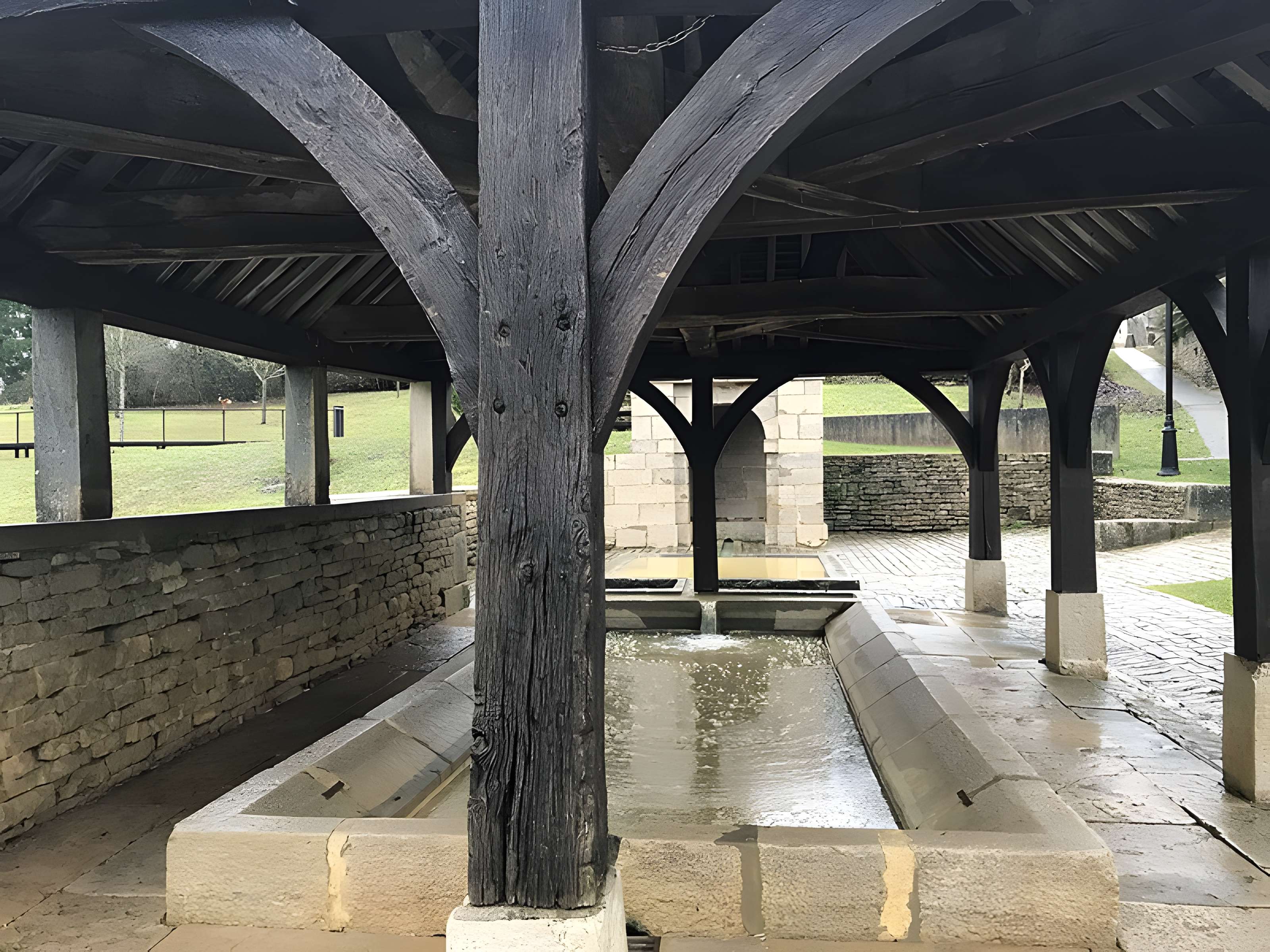 Fontaine du Lavoir à Sermange