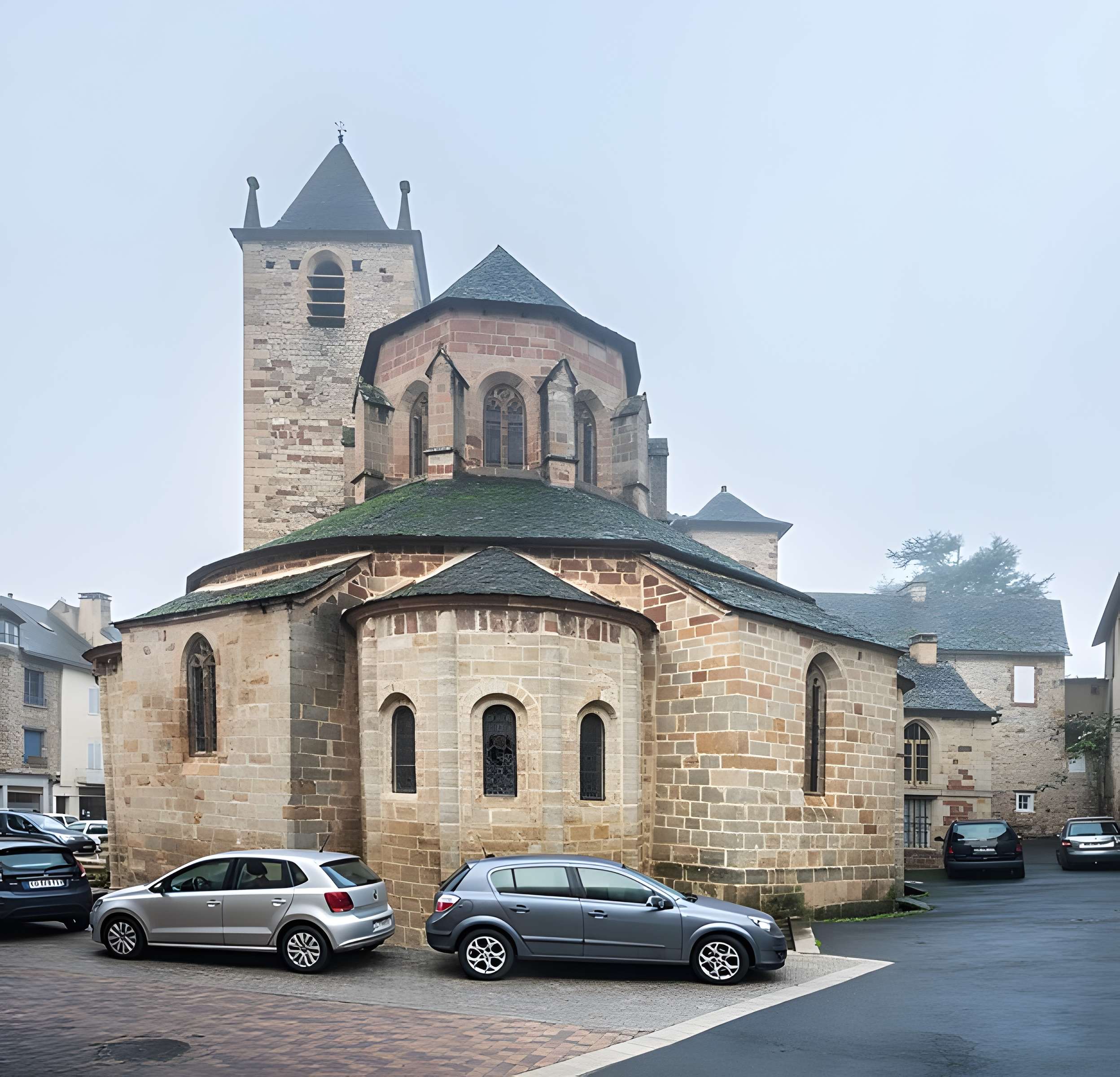 Collégiale Saint-Martin de La Canourgue