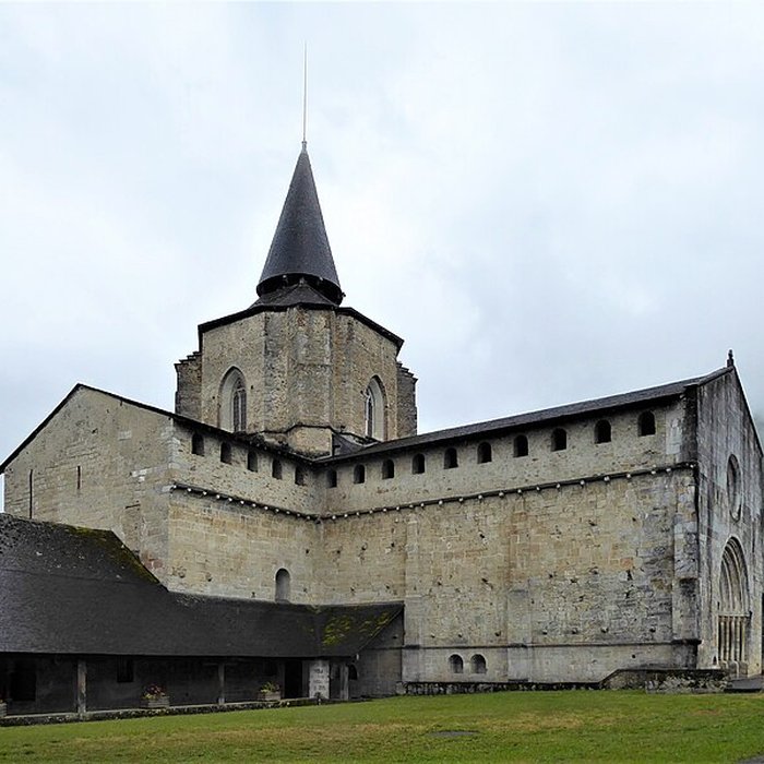 Photo de Abbatiale Notre-Dame-de-lAssomption de Saint-Savin