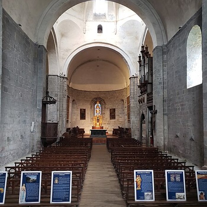 Photo de Abbatiale Notre-Dame-de-lAssomption de Saint-Savin