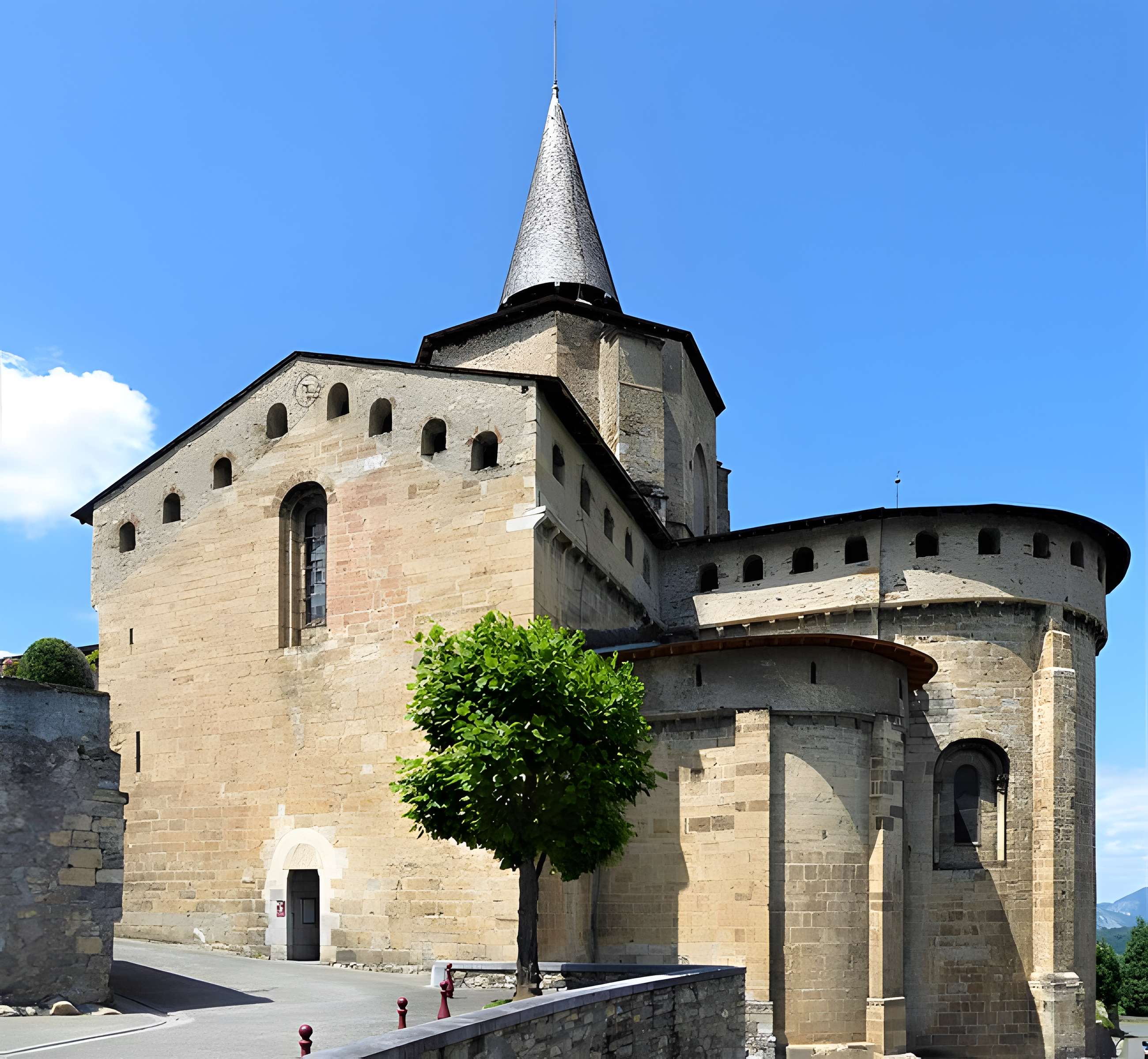 Abbatiale Notre-Dame-de-l'Assomption de Saint-Savin