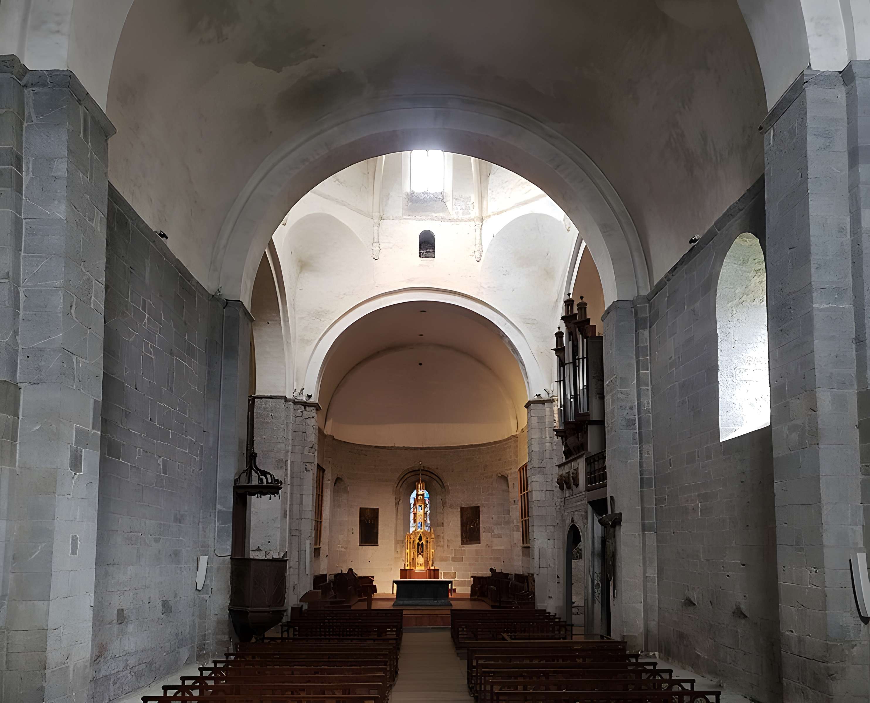 Abbatiale Notre-Dame-de-l'Assomption de Saint-Savin