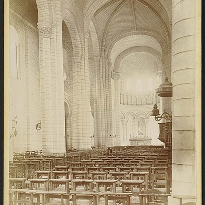 Photo de Abbatiale Saint-Pierre de Preuilly-sur-Claise