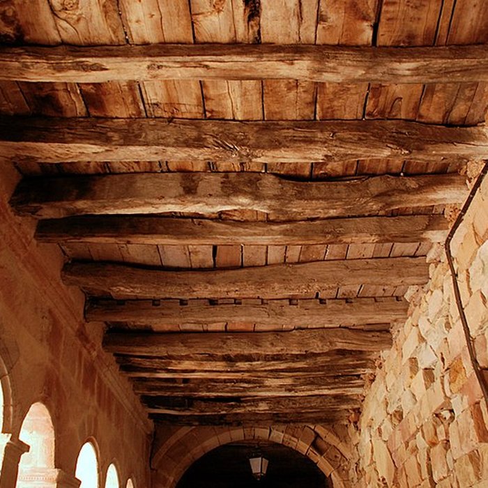 Photo de Ancienne abbaye Saint-Pierre de Lunas