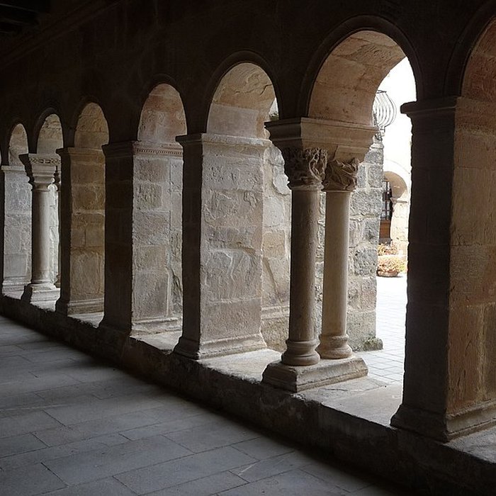 Photo de Ancienne abbaye Saint-Pierre de Lunas