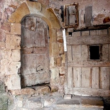 Ancienne abbaye Saint-Pierre de Lunas