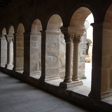 Ancienne abbaye Saint-Pierre de Lunas