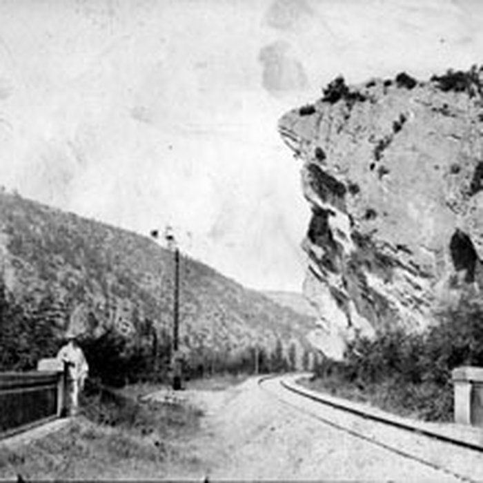 Photo de Abris sous roche du château de Bruniquel