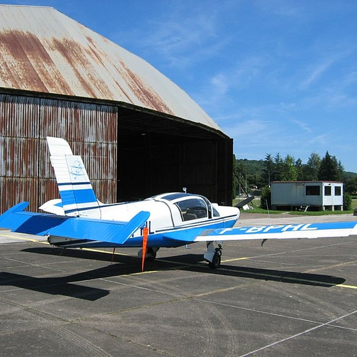 Photo de Aérodrome de Besançon à Thise