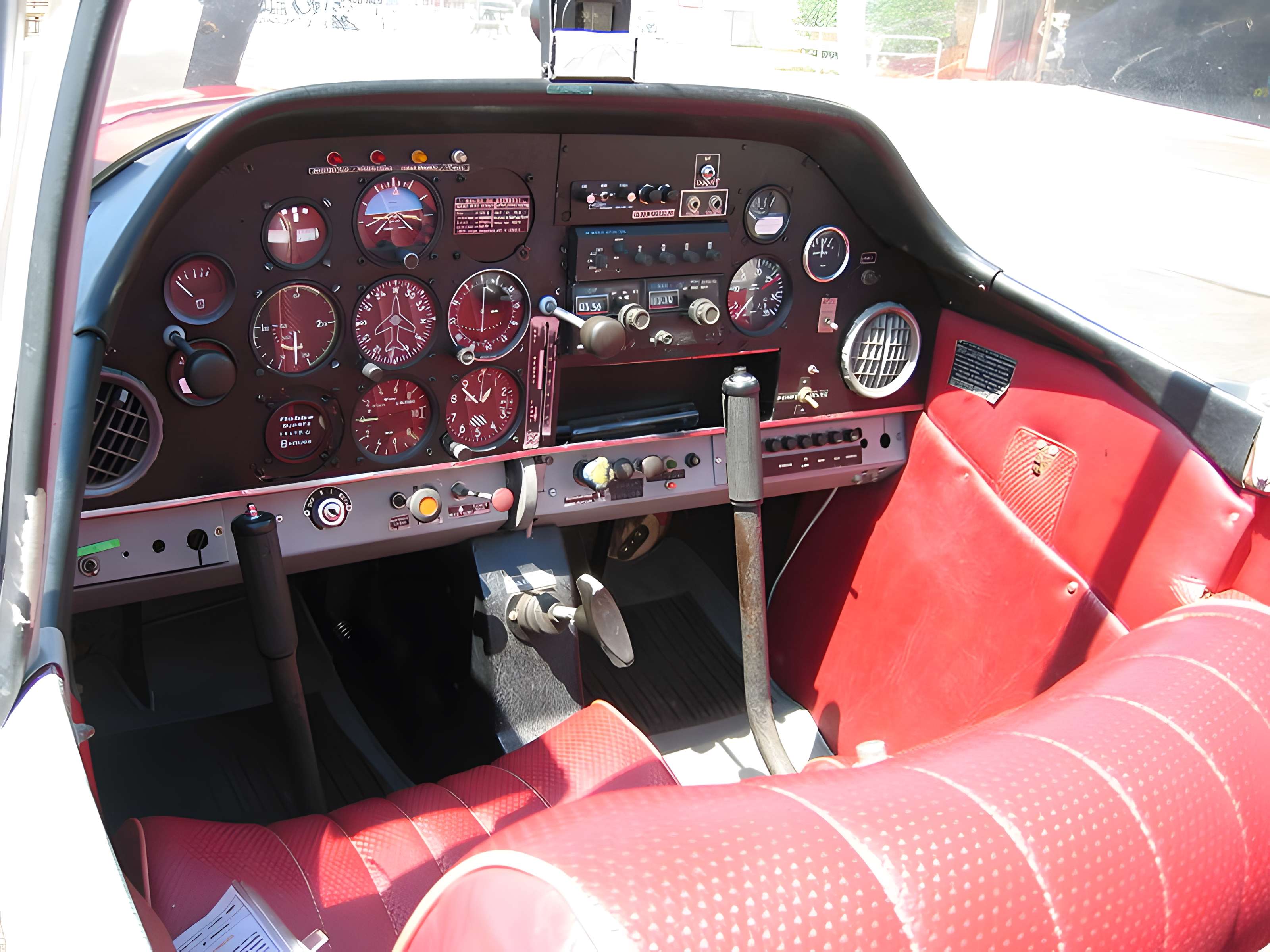 Aérodrome de Besançon à Thise
