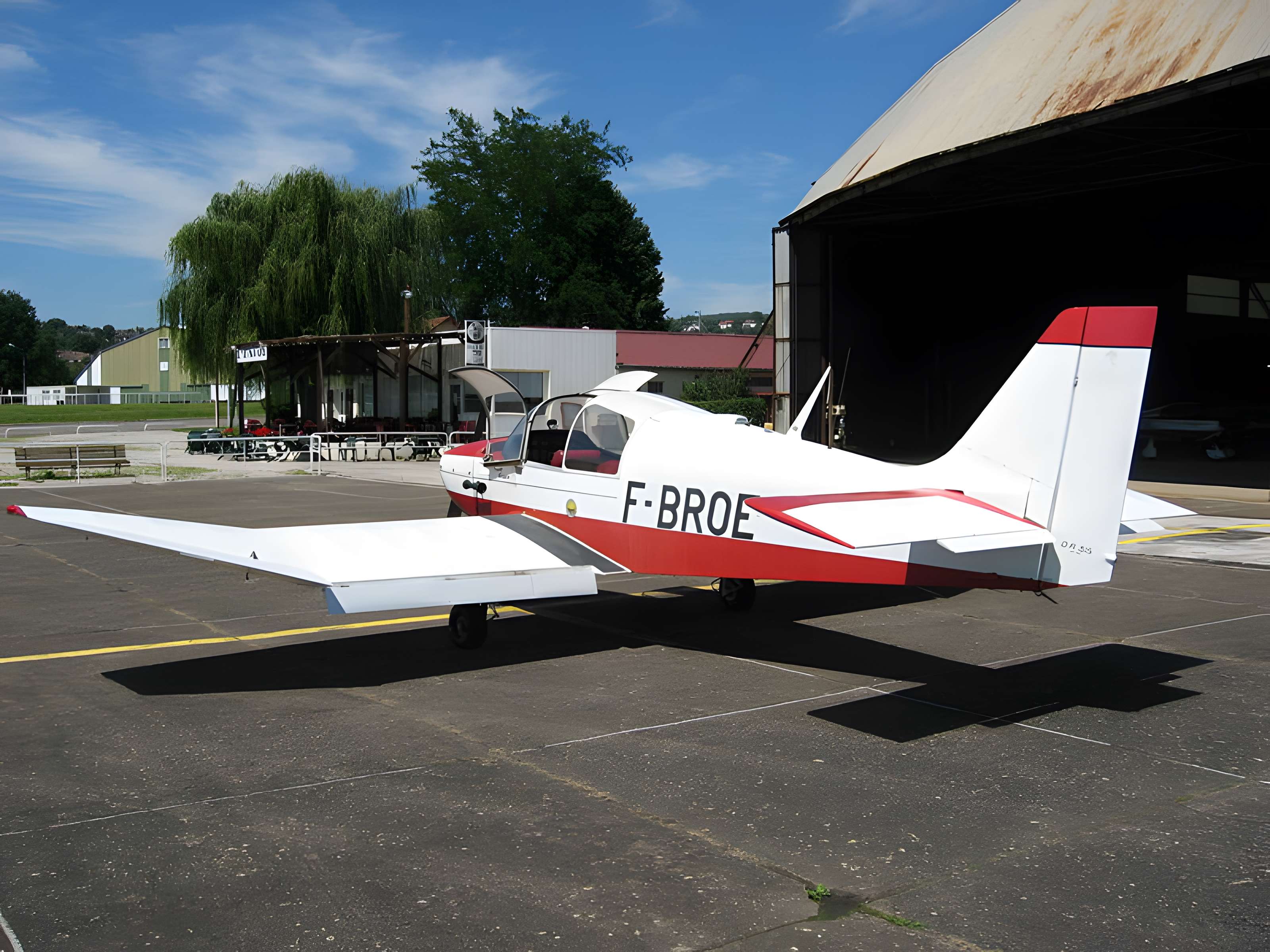 Aérodrome de Besançon à Thise
