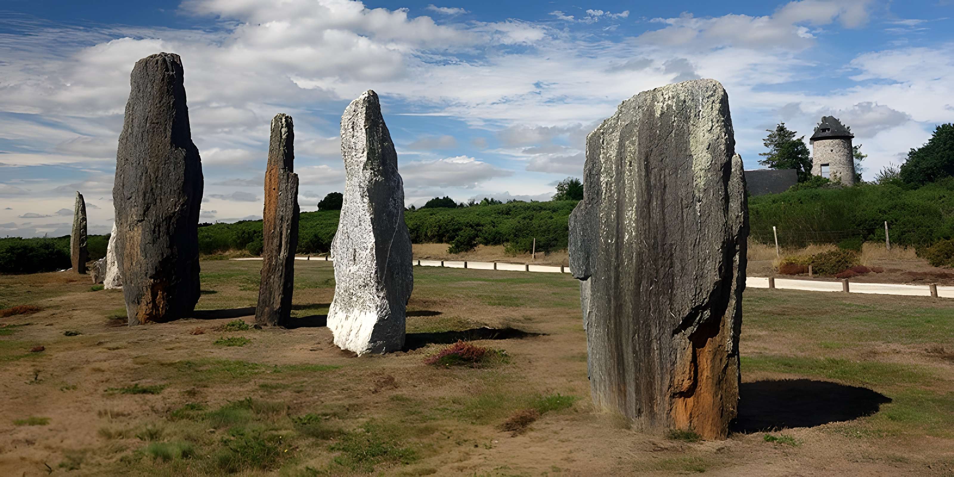 Alignements mégalithiques de Cojoux à Saint-Just