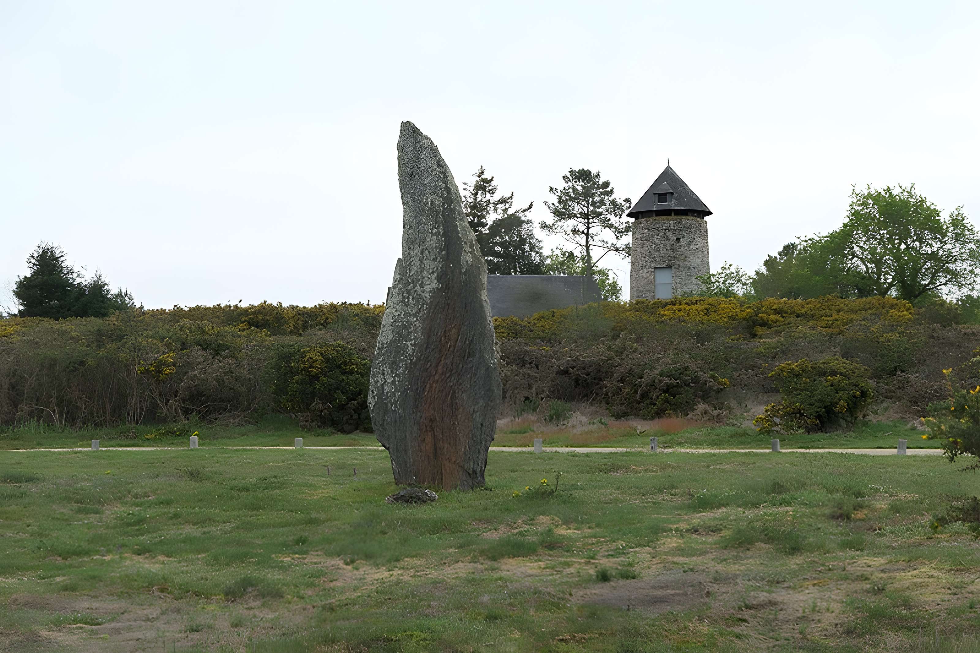 Alignements mégalithiques de Cojoux à Saint-Just